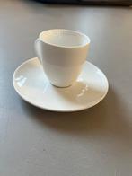 11 kopjes met schotel vt wonen, Ophalen, Zo goed als nieuw, Porselein, Kop en/of schotel