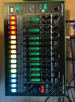 Roland TR8, Ophalen of Verzenden, Zo goed als nieuw, 61 toetsen, Roland