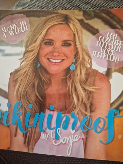 Sonja Bakker - Bikiniproof met Sonja, Boeken, Kookboeken, Zo goed als nieuw, Ophalen of Verzenden