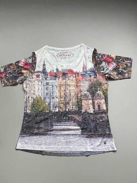 design shirt van merk DIVIDERE maat XL met print van Praag, Kleding | Dames, Dividere, Overige kleuren, Maat 46/48 (XL) of groter
