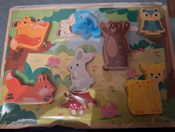 Houten puzzels  beschikbaar voor biedingen
