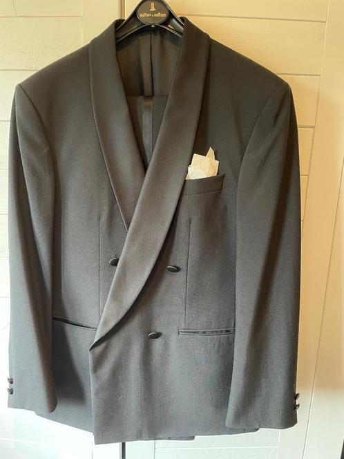 Smoking, Kleding | Heren, Kostuums en Colberts, Zo goed als nieuw, Maat 48/50 (M), Zwart, Ophalen of Verzenden