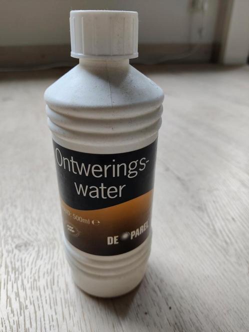 Ontweringswater: perfect voor het behandelen van oud hout., Huis en Inrichting, Schoonmaakartikelen, Ophalen of Verzenden