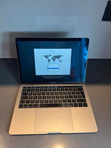 Macbook Pro 13” 2019 met 1.4 i5 / 8 GB / 128 GB SSD beschikbaar voor biedingen
