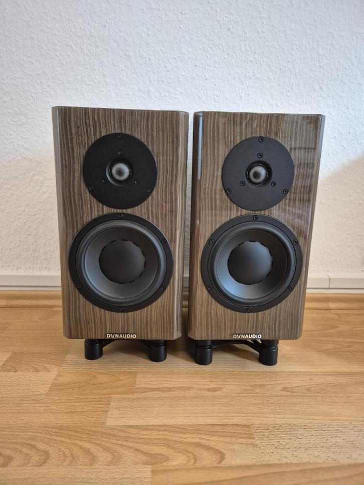 Dynaudio Special Forty - ebony wave (superb condition), Audio, Tv en Foto, Luidsprekers, Zo goed als nieuw, Front, Rear of Stereo speakers