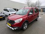 Dacia Dokker 1.3 TCe 131pk Stepway - Rolstoelauto 3+1 of 5-0, Auto's, Dacia, 15 km/l, Gebruikt, 1330 cc, Bedrijf