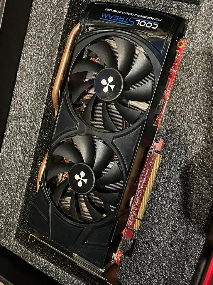 Club 3D Radeon HD 6950 2GB, Computers en Software, Videokaarten, Zo goed als nieuw, AMD, PCI-Express 3.0, GDDR5, HDMI, DisplayPort