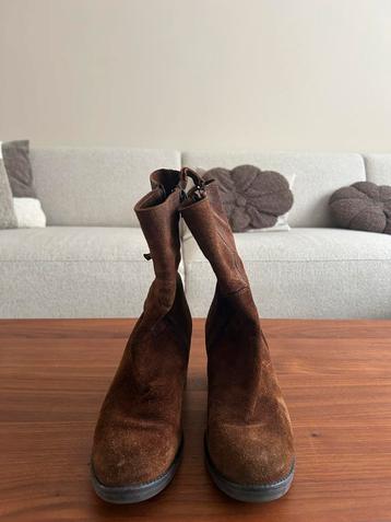 Omoda Suede Laarsjes Maat 37 beschikbaar voor biedingen