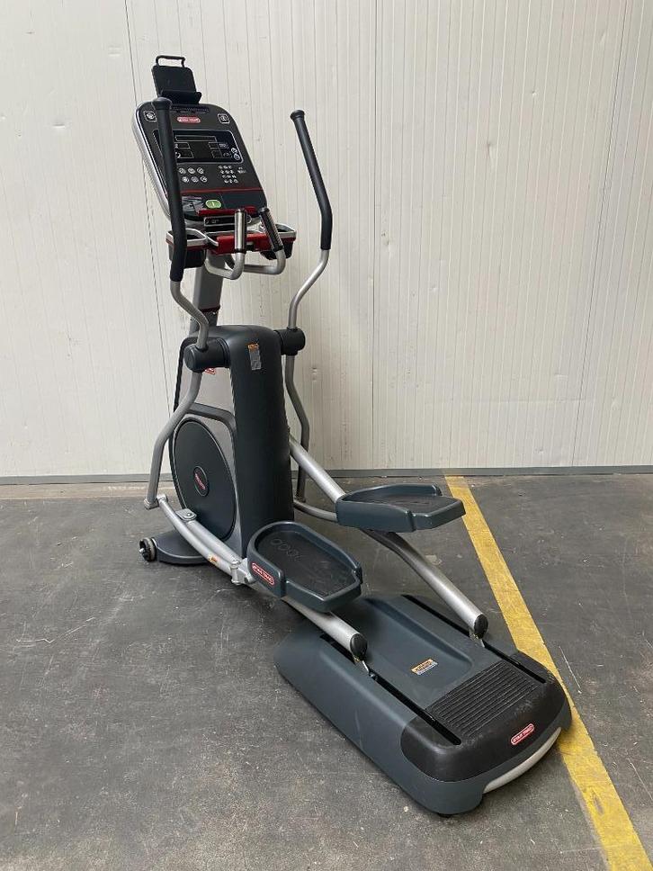 Star Trac Crosstrainer 8CT - LCD, Sport en Fitness, Fitnessapparatuur, Gebruikt, Crosstrainer, Armen, Benen, Buik, Overige materialen