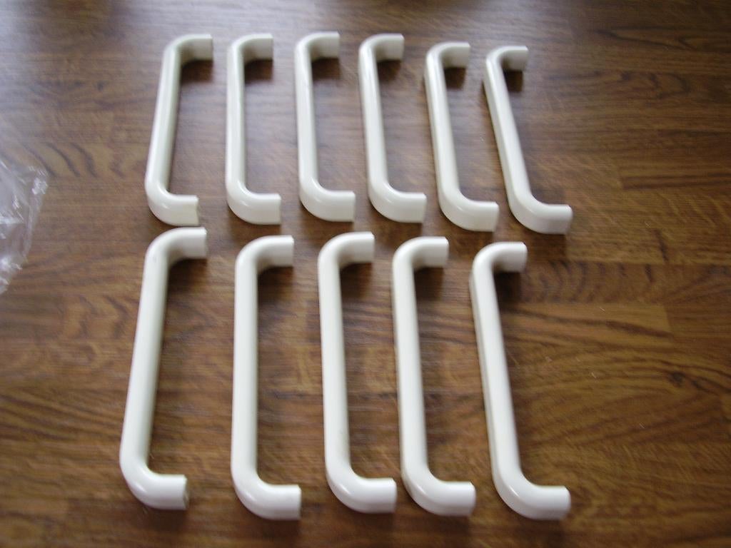 11 grepen  voor keuken- of badkamerkasten, Ophalen of Verzenden