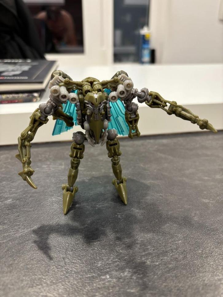 Mancaveopruiming – Transformers ROTF Thrust / Insecticon, Verzamelen, Transformers, Zo goed als nieuw, G1, Ophalen of Verzenden