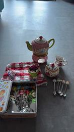 Blond theeservies, theemuts, koektrommel, lepeltjes, vorkjes, Ophalen of Verzenden, Zo goed als nieuw, Overige materialen, Bestek