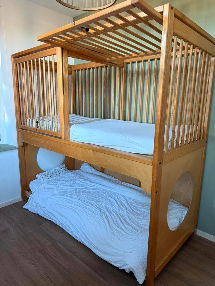 Stapelbed baby peuter kind 90x200 schilte, Kinderen en Baby's, Kinderkamer | Stapelbedden en Hoogslapers, Zo goed als nieuw, Stapelbed