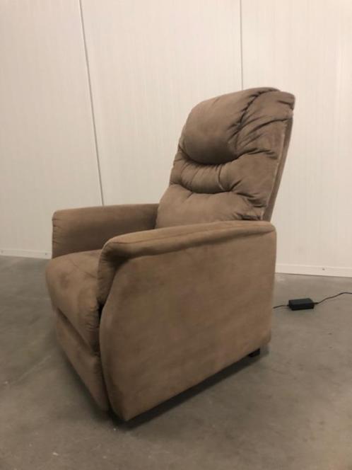 STA OP STOEL VERONA BASIQSEATS Showroommodel, Diversen, Verpleegmiddelen, Nieuw, Ophalen of Verzenden