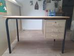 Bureau metalen frame met houten blad, Huis en Inrichting, Bureaus, Ophalen, Gebruikt