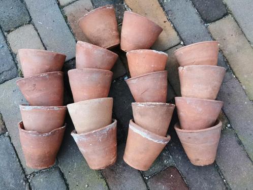 Antieke terracotta potjes kwekerspotjes handgem.nog3 Miekje', Tuin en Terras, Bloempotten, Zo goed als nieuw, Terracotta, Minder dan 40 cm