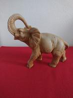 Stenen Olifant Decoratiebeeld, Tuin en Terras, Tuinbeelden, Ophalen of Verzenden, Zo goed als nieuw, Steen, Dierenbeeld