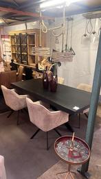 Eettafel eikenhout zwart (outlet), Ophalen