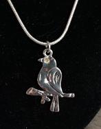 Vogel aan zilverkleurige ketting nieuw, Overige materialen, Nieuw, Ophalen of Verzenden, Zilver