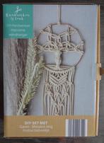 DIY handwerkset Macrame wandhanger, Ophalen of Verzenden, Zo goed als nieuw, Knutselwerk
