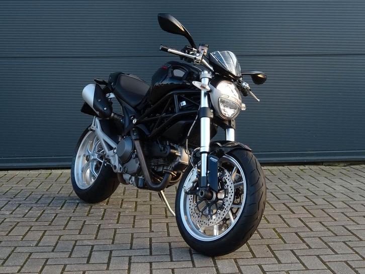 DUCATI M 1100 Monster 2010 zwart ZGAN 11919km, Motoren, Motoren | Ducati, Bedrijf, Naked bike, meer dan 35 kW, 2 cilinders, Motorrijbewijs A