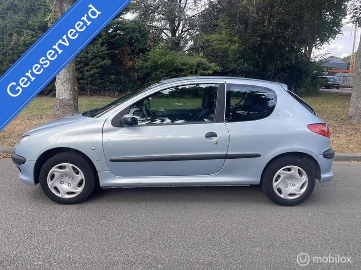Peugeot 206 1.4 XT AUTOMAAT - 96.146 NAP ✅, Auto's, Peugeot, Bedrijf, Te koop, ABS, Airbags, Alarm, Centrale vergrendeling, Elektrische ramen