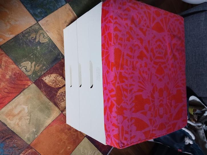 Naaispullen kastje op wieltjes, Hobby en Vrije tijd, Naaien en Fournituren, Gebruikt, Overige typen, Ophalen