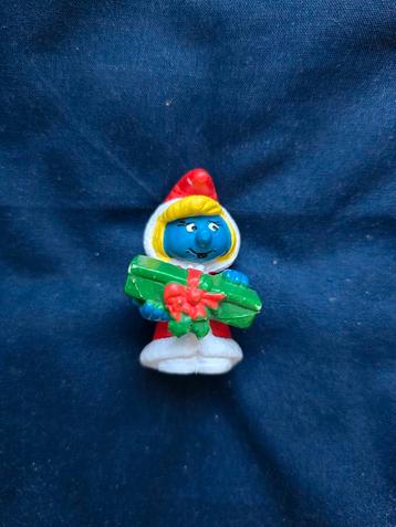 Smurfin met Cadeau - Kerst Smurf beschikbaar voor biedingen