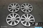 Set 15 inch wieldoppen Audi A1 GB 82A601147, Gebruikt, Band(en)