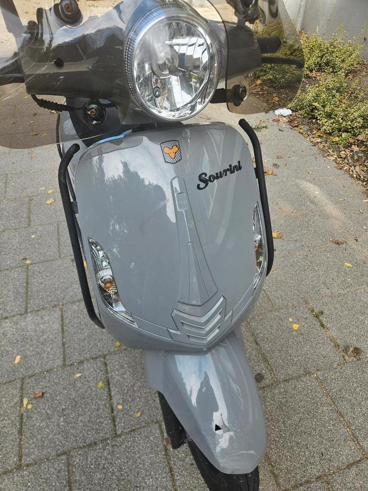 La Souris Scooter geel kenteken, Fietsen en Brommers, Snorfietsen en Snorscooters, Gebruikt, Overige merken, Benzine, Ophalen of Verzenden