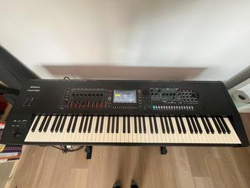 Roland Fantom 8 EX beschikbaar voor biedingen