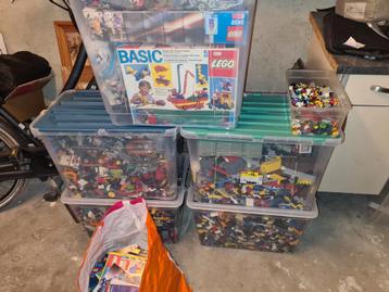 Partij lego door de jaren heen beschikbaar voor biedingen