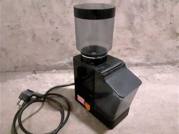 QuickMill '031' koffiemolen Senago weinig gebruikt (Italy k0 beschikbaar voor biedingen