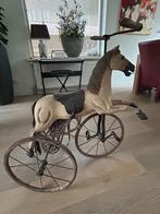 antiek paard op wielen, Ophalen