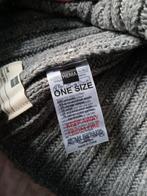 Grijze, rib kindercolsjaal., Kinderen en Baby's, Babykleding | Mutsen, Sjaals en Wanten, Jongetje of Meisje, Nieuw, Ophalen of Verzenden