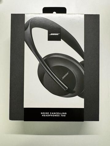 BOSE 700 Noise Cancelling Headphone beschikbaar voor biedingen