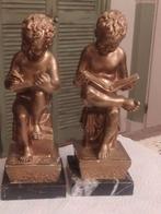 Vintage boeken steunen boy en girl bronze op marmer, Ophalen of Verzenden
