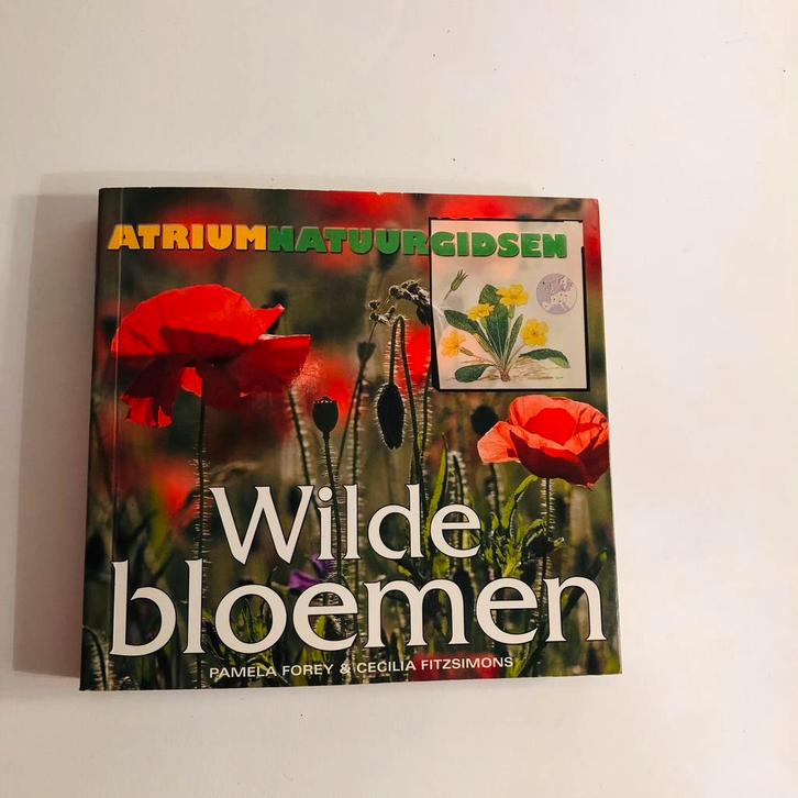 Atrium natuurgids, wilde bloemen, Boeken, Natuur, Ophalen of Verzenden