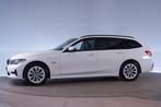BMW 3 Serie Touring 330e Executive Sport [ ACC Leder Camera, Auto's, BMW, 1998 cc, Gebruikt, Wit, Hybride Elektrisch/Benzine