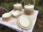 Eetservies. Seltmann Weide. Naam Marie Louise., Antiek en Kunst, Antiek | Servies compleet, Ophalen of Verzenden