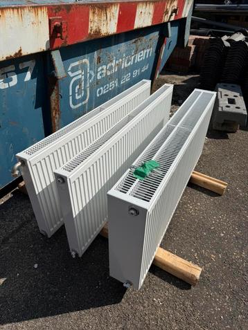 Radiatoren 60x120cm beschikbaar voor biedingen