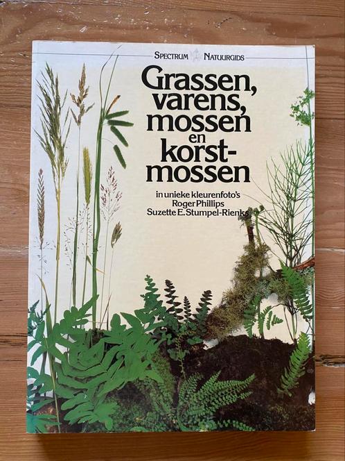Grassen, varens, mossen en korstmossen- Roger Phillips, Boeken, Natuur, Gelezen, Ophalen of Verzenden