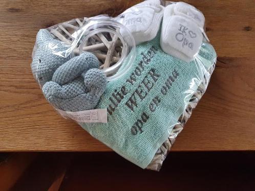 Rieten hart – jullie worden weer opa en oma, Kinderen en Baby's, Kraamcadeaus en Geboorteborden, Nieuw, Ophalen of Verzenden