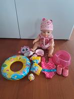 Baby Born pop met accessoires en zwemsetje, Ophalen of Verzenden, Zo goed als nieuw, Babypop