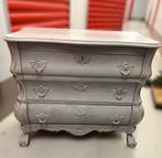 Te koop buikkastje, Eikenhout, 50 tot 100 cm, Zo goed als nieuw, 3 of 4 laden