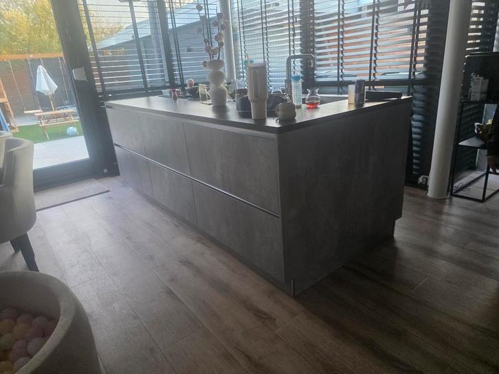 Keuken kookeiland zelf demonteren!, Huis en Inrichting, Keuken | Complete keukens, Gebruikt, Overige typen, Wit, Composiet, Ophalen