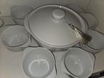 Soepset met 8 kommetjes wit, Huis en Inrichting, Keuken | Servies, Ophalen of Verzenden, Overige stijlen, Kom(men)
