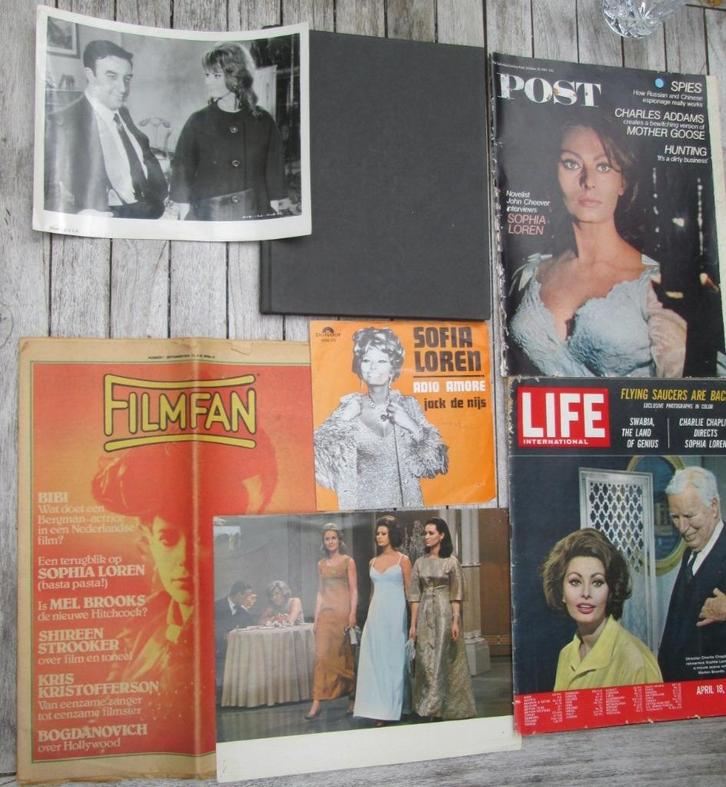 Sophia Loren Foto's Boek Single Adio Amore Life & Post 1967, Verzamelen, Film en Tv, Gebruikt, Overige typen, Ophalen of Verzenden