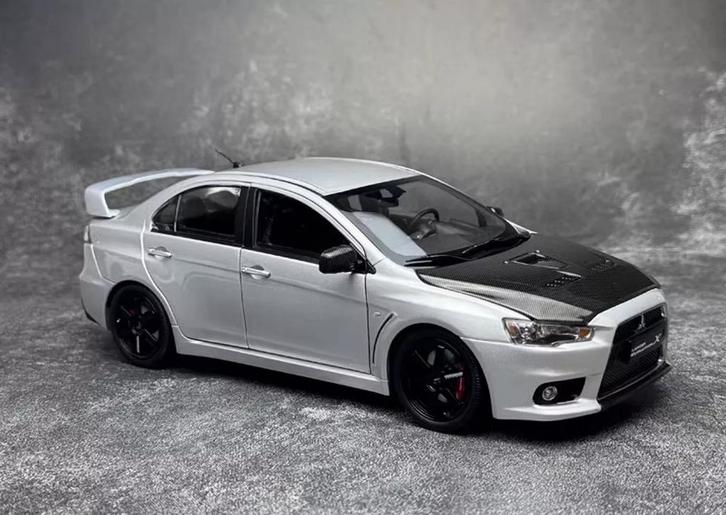 1:18 Mitsubishi Lancer Evolution X met Volk TE37 Velgen, Hobby en Vrije tijd, Modelauto's | 1:18, Nieuw, Auto, Overige merken