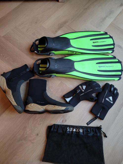 Mares avanti quattro vinnen. Subgear handschoenen/ laarzen, Watersport en Boten, Duiken, Zo goed als nieuw, Ophalen of Verzenden